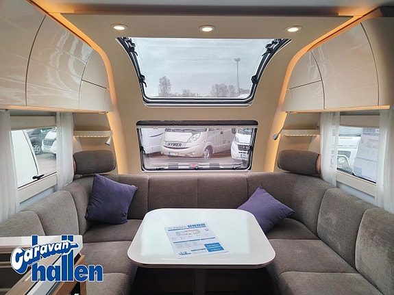 Adria Alpina 613 UT 6 of 9