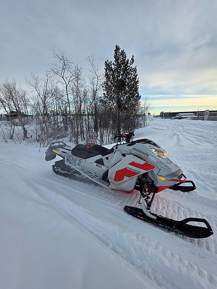 Ski-Doo Freeride 850 146" E-Tec Räntekampanj 2 of 4