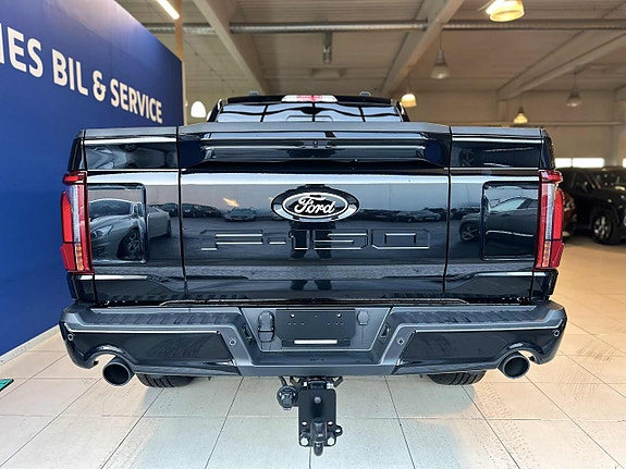 Ford F-150 4 of 5