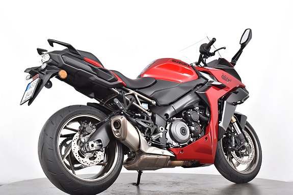 Suzuki GSX-S1000 GT ABS, Nyservad 2 of 18