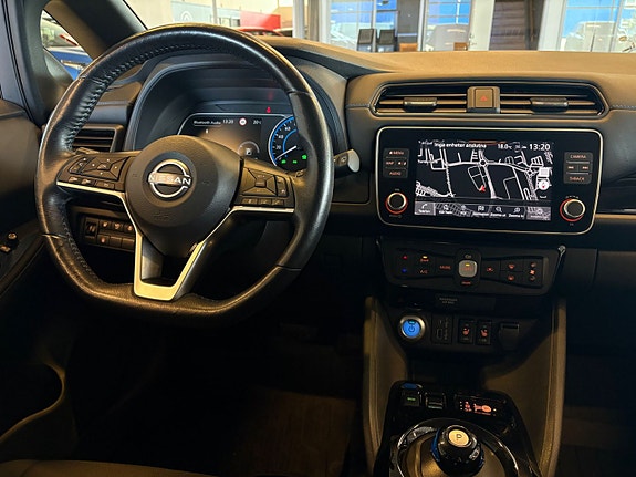 Nissan Leaf 5 of 5