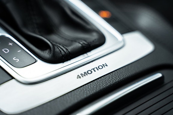 Volkswagen CC 16 of 18