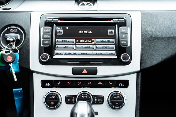 Volkswagen CC 12 of 18