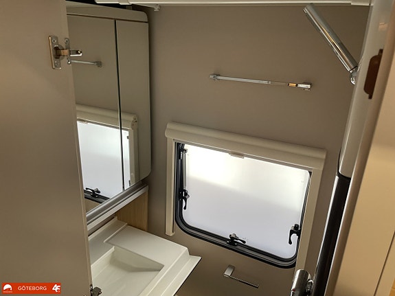 Adria Adora 593 UK *AC PÅ KÖPET 9 of 16