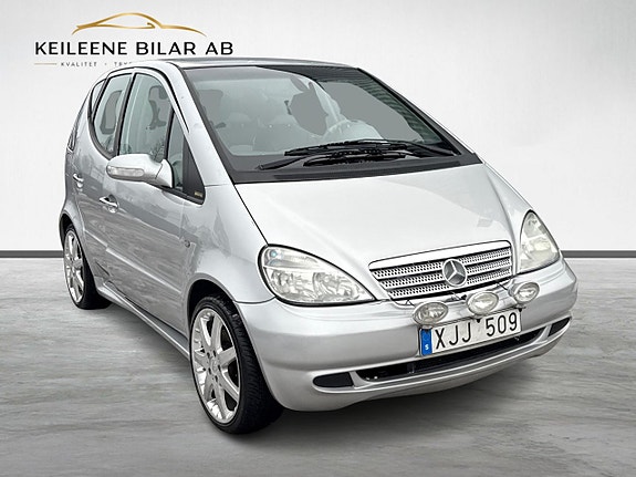 Mercedes-Benz A210 5 of 23