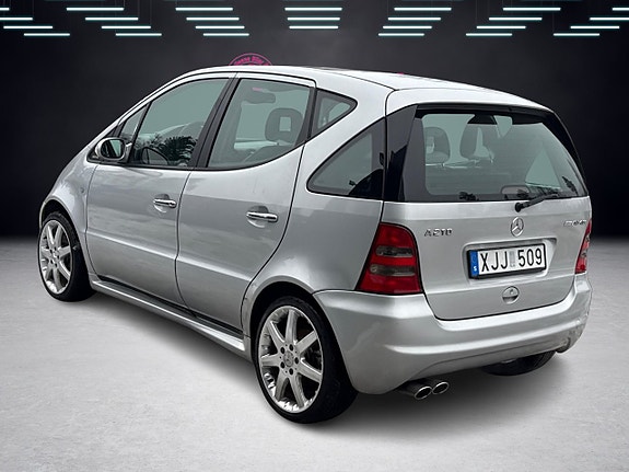 Mercedes-Benz A210 8 of 23