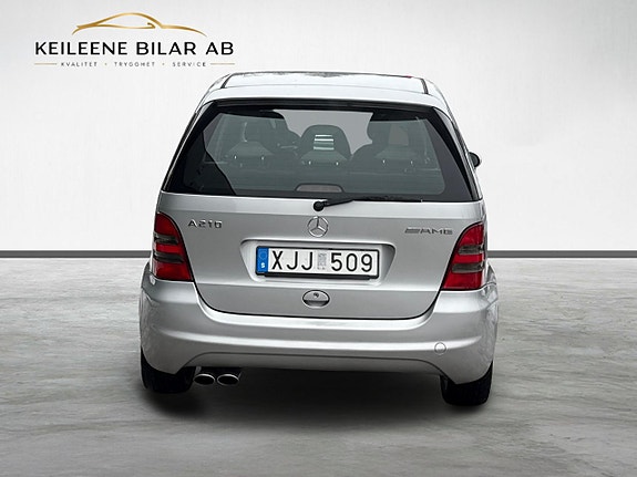 Mercedes-Benz A210 6 of 23