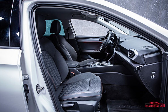 Seat Leon 17 of 27