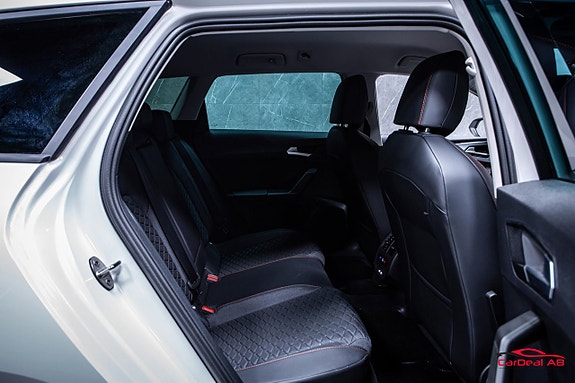 Seat Leon 18 of 27