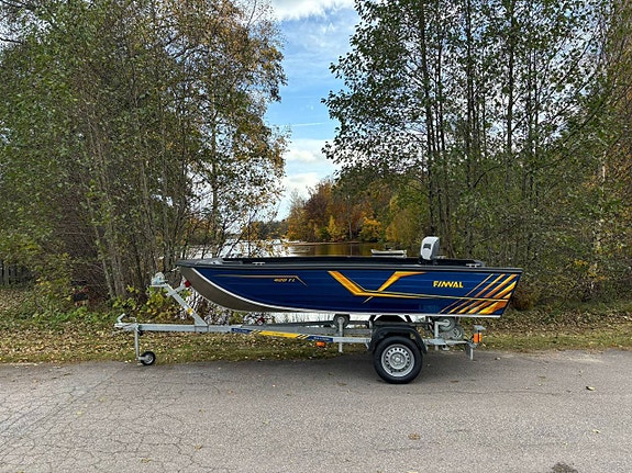 LAGERRENSNING - Finval 420 Tiller med Honda BF20