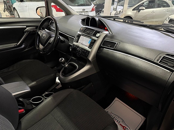 Toyota Verso 7 of 9
