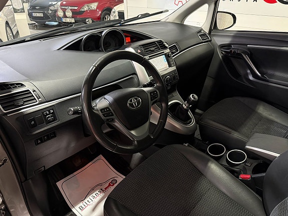 Toyota Verso 6 of 9