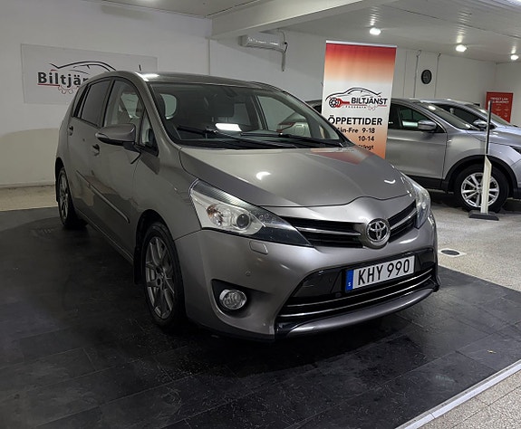 Toyota Verso 3 of 5