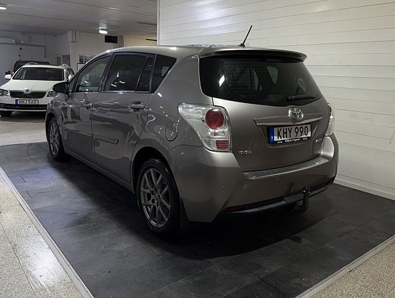 Toyota Verso 4 of 5
