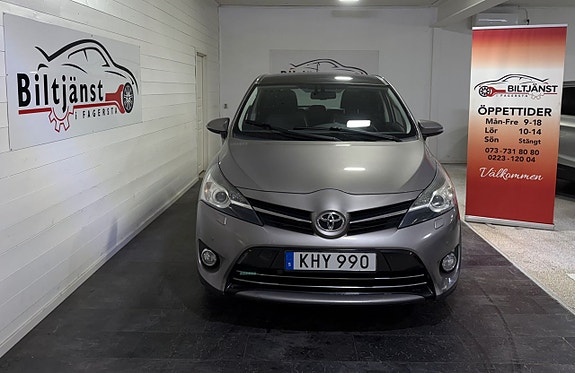 Toyota Verso 2 of 5