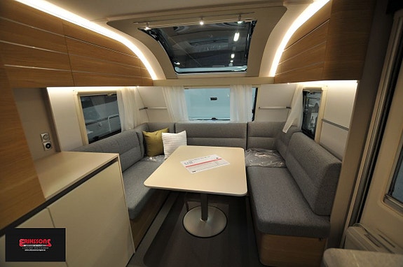 Adria ADORA 593 UK 3 of 12