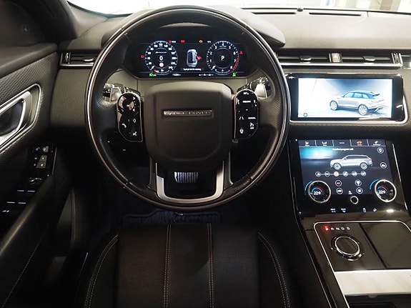 Land Rover Range Rover Velar 12 of 24