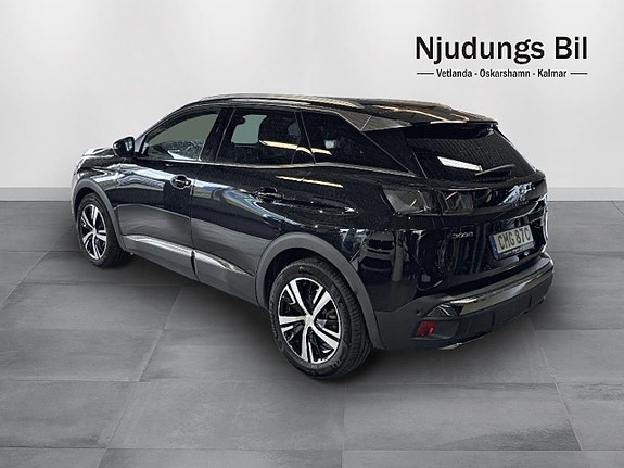 Peugeot 3008 2 of 5