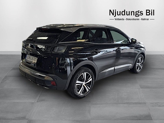 Peugeot 3008 3 of 5