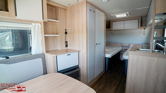 Knaus Sport 460 EU | Långbäddar 4 of 21