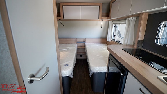 Knaus Sport 460 EU | Långbäddar 12 of 21