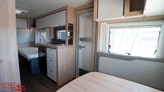 Knaus Sport 460 EU | Långbäddar 5 of 21