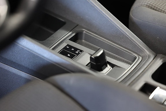 Volkswagen Caddy 14 of 19