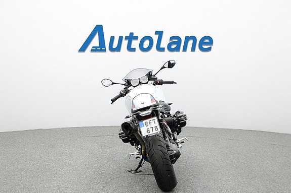 BMW R NineT Racer *Akrapovic 8 of 30