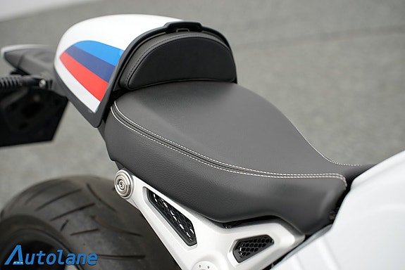 BMW R NineT Racer *Akrapovic 16 of 30