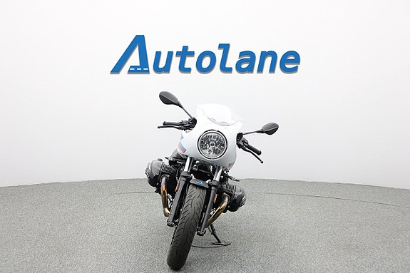 BMW R NineT Racer *Akrapovic 7 of 30