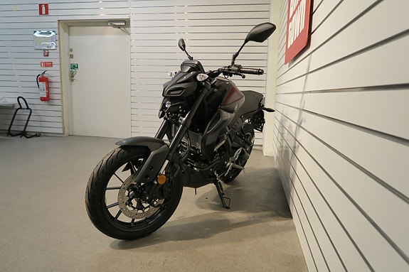 Yamaha MT-125 5 of 5