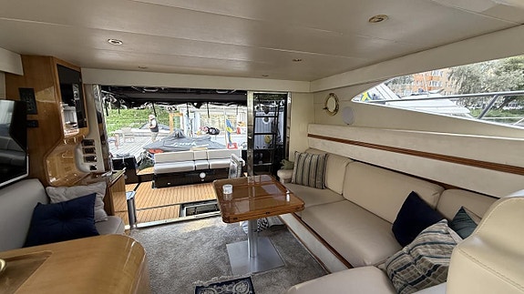 Azimut 43 Fly / Caterpillar 3208 - 95 / Total renoverad - 22 6 of 22