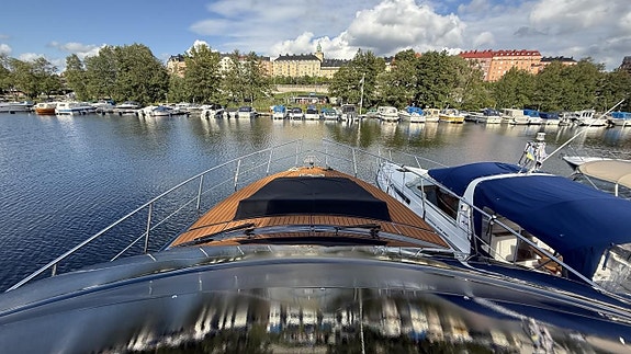 Azimut 43 Fly / Caterpillar 3208 - 95 / Total renoverad - 22 19 of 22
