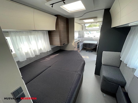 Adria Alpina 663 UK 9 of 14