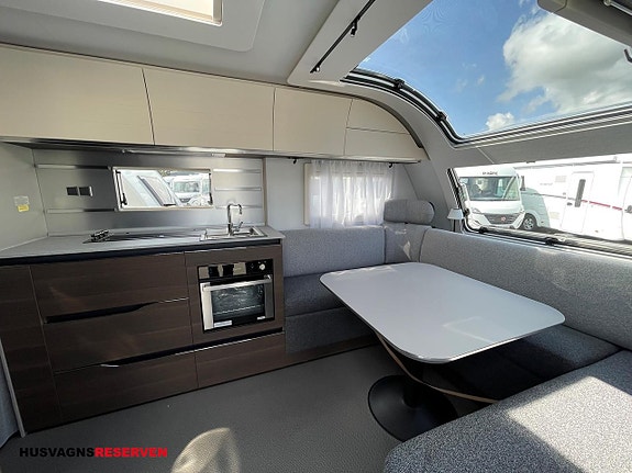 Adria Alpina 663 UK 4 of 14