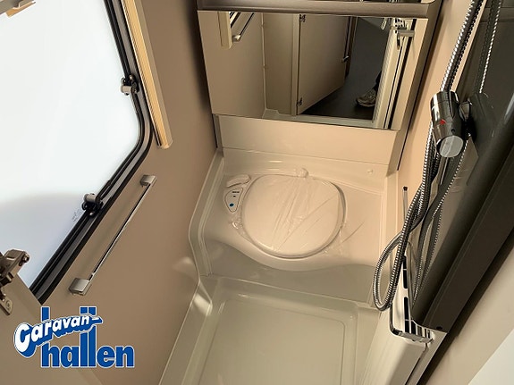 Adria Adora 522 UP 21 of 23