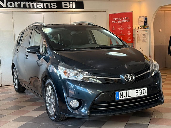 Toyota Verso 3 of 5