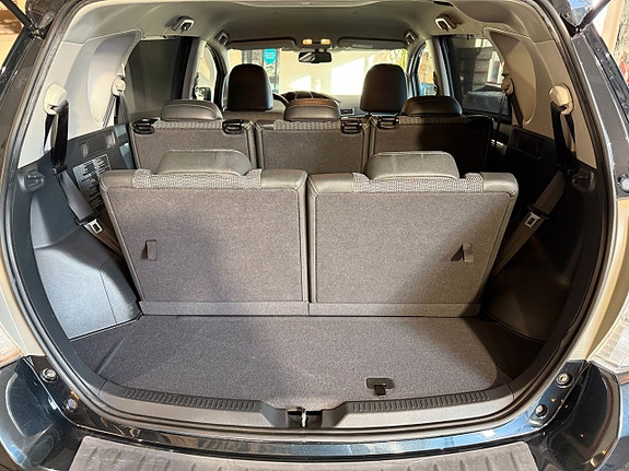 Toyota Verso 12 of 27