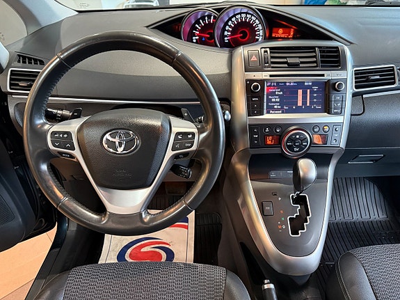 Toyota Verso 19 of 27