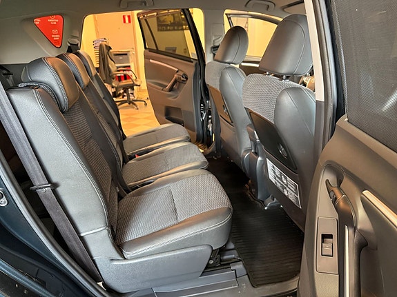 Toyota Verso 25 of 27