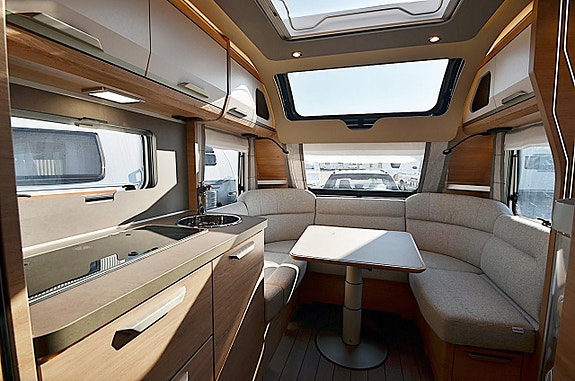 Knaus 540 UE Südwind 60 Years, Långbäddar 19 of 25