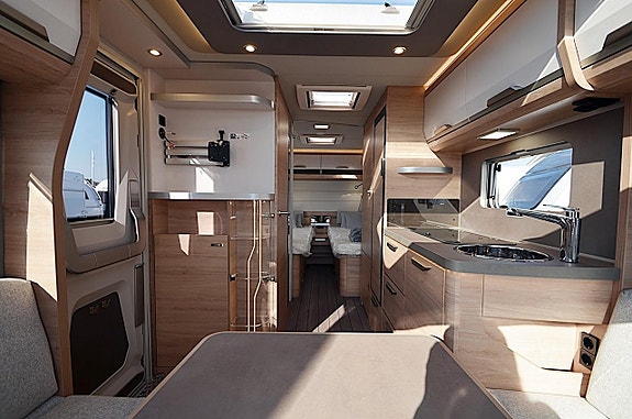 Knaus 540 UE Südwind 60 Years, Långbäddar 7 of 25