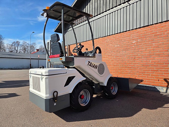 Eldriven Taian DY620E ink skopa och gafflar. Finns i lager! 5 of 5