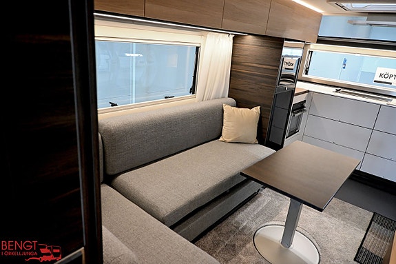 Adria ASTELLA 704 HP | Dubbelsäng | ALDE | AC | Förtält 18 of 21