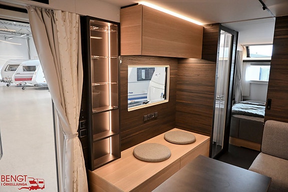 Adria ASTELLA 704 HP | Dubbelsäng | ALDE | AC | Förtält 12 of 21