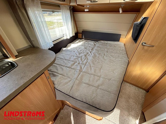 Knaus Südwind 590 Dubbelbädd Ränta 3,95% 2 of 5