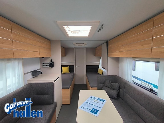 Adria Adora 613 HT 4 of 7