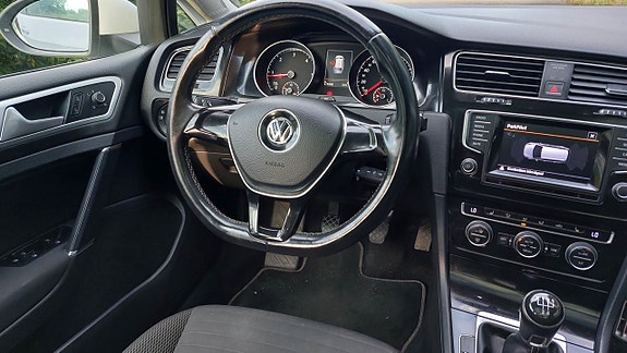 Volkswagen Golf I 9 of 10