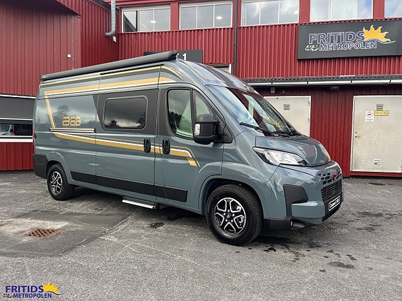 Bürstner B66 Campeo C 600 - Auto