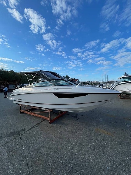 Flipper 700  Mercury 225   Visningsbåt